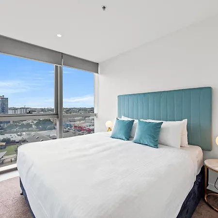 Aparthotel Trafalgar Lane By Cllix 5*