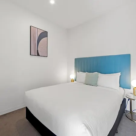 Aparthotel Trafalgar Lane By Cllix 5*