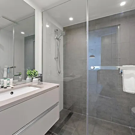 Trafalgar Lane By Cllix Aparthotel 5*