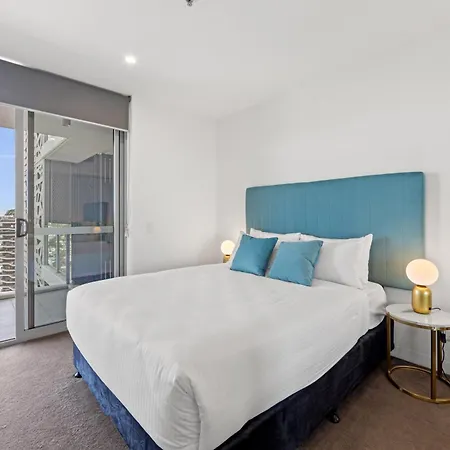 Trafalgar Lane By Cllix Aparthotel 5*