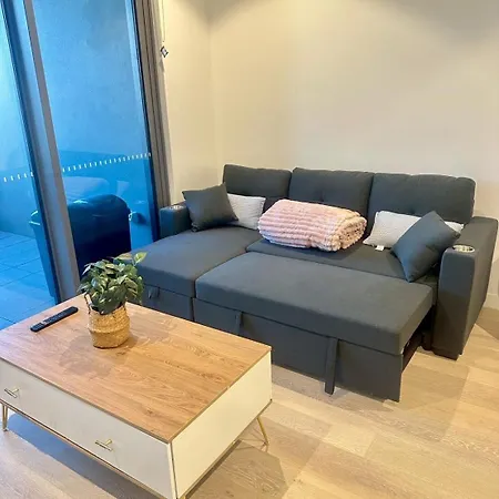 Queens Wharf Elegant High-rise Living Apartment Brisbane