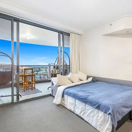 Apartment Arcade In The Sky- Views Games & Vibes Brisbane