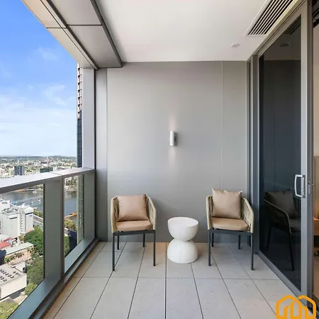 Elevated Luxury At Qwr & River Views * Brisbane