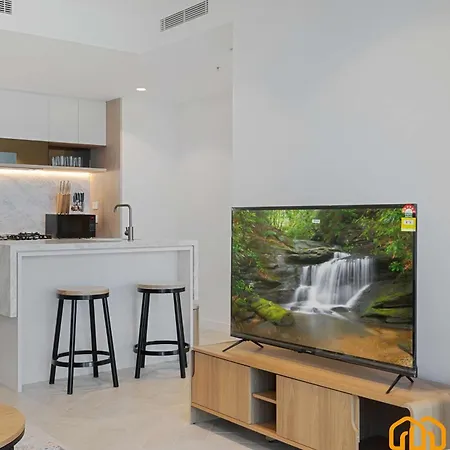 Elegant Escape 1-bedroom Riverfront Brisbane