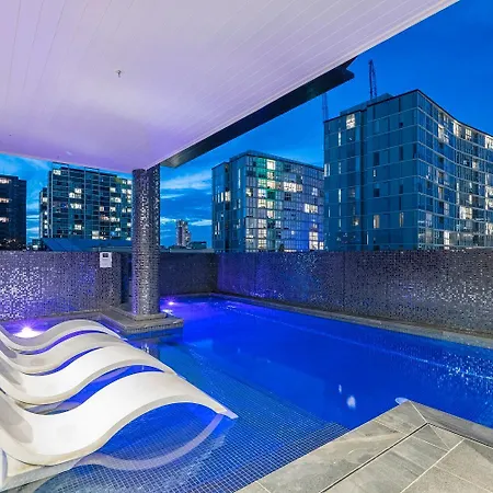 Luxe Newstead Pad With 65-inch Tv, Balcony, Pool And Gym *