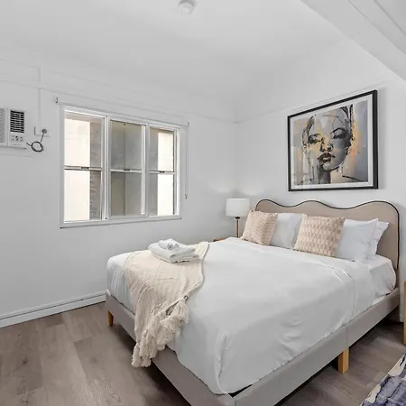 Modern Centre - Short Walk To Hospital Apartment Brisbane