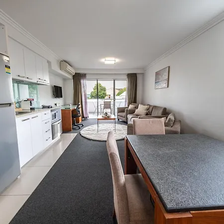 C Woolloongabba * Brisbane