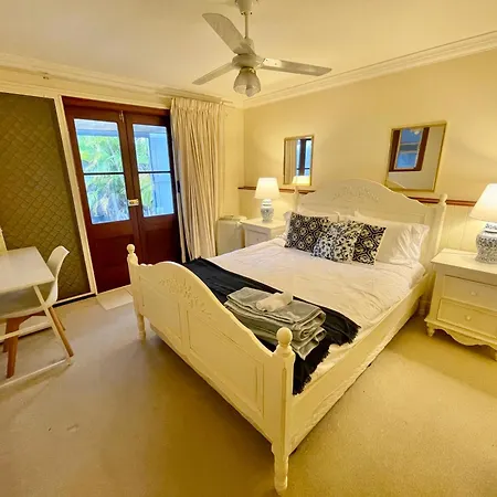 Kent Street Retreat Guest house *