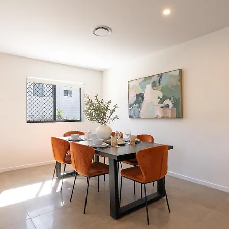 Premium 3br Floor With Parking, Ev Friendly & Views Apartment