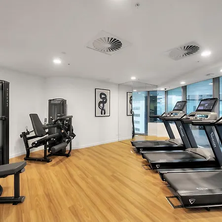 River Glow At Queens Wharf Level 43 Including Parking, Pool, And Views Apartment