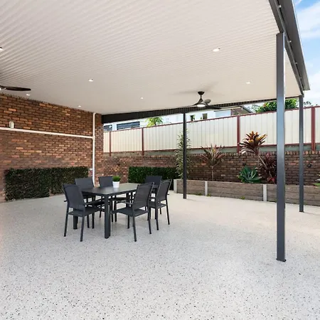 Holiday home Sunnybank Hills Retreat 6 Beds Near Market Square *