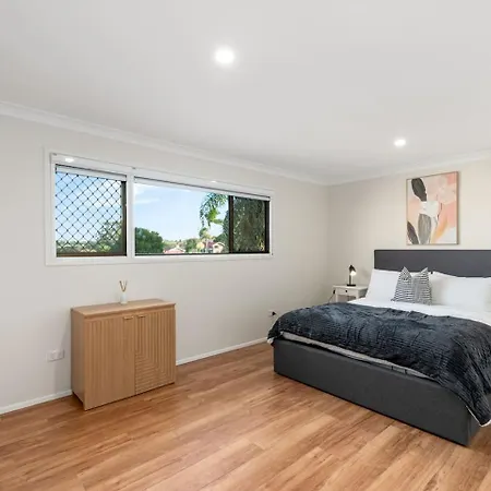 Sunnybank Hills Retreat 6 Beds Near Market Square Brisbane
