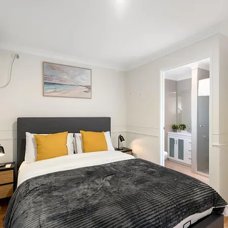 Sunnybank Hills Retreat 6 Beds Near Market Square