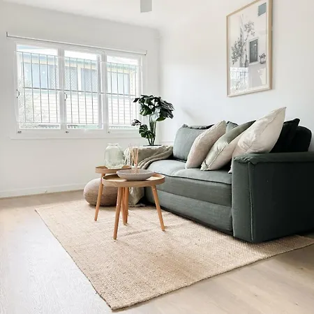 Limone - 2br - Sleeps 6 - Cbd And Free Parking Apartment *