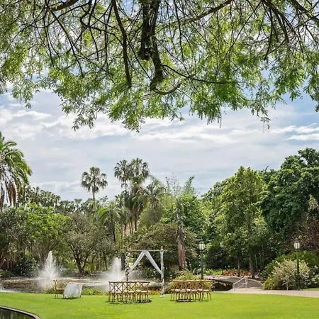 Affordable Luxe And River Views 5 Star Amenities * Brisbane