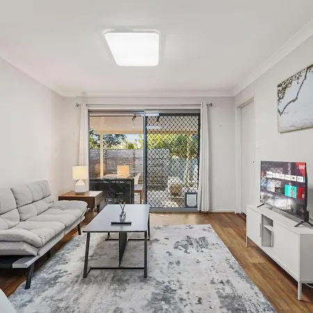 Cosy 4br With Yard In Peaceful Keperra Holiday home Brisbane