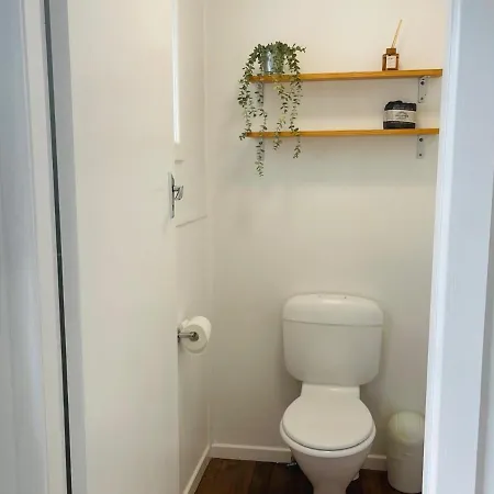 Holiday home Cozy 4br Close To Schools & Shops&lookout *