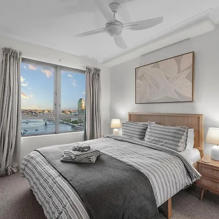 Skyline Stunner 3bed-2bath-1car-views - Cbd