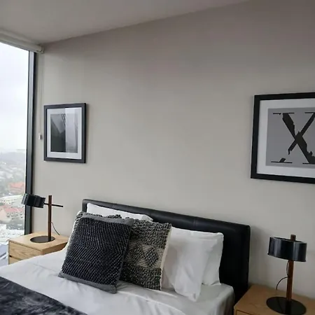 1 Bedroom With Stunning Views Heart Of *