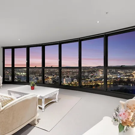Huge 3bed 3bath Skyhigh View *