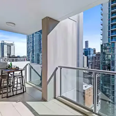Elevate - Views, Pool, Sauna & Gym