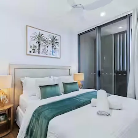 Elevate - Views, Pool, Sauna & Gym