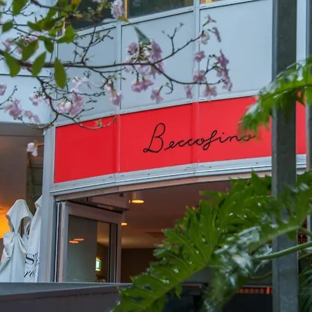 Trendy Teneriffe - 1bed -1bath - 1car - Balconies Brisbane