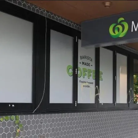 Trendy Teneriffe - 1bed -1bath - 1car - Balconies Brisbane