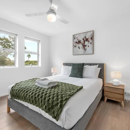 Apartment Stylish And Comfy 2br In Medical District With Parking *