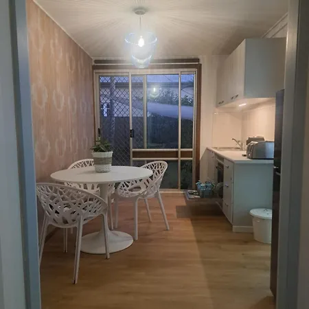 1960s Pool House - Hosted 4*