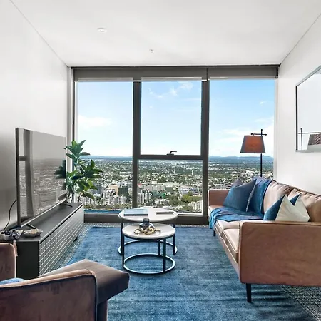 Skyrise Style - 1bed-1bath-1car-views - Cbd Apartment *