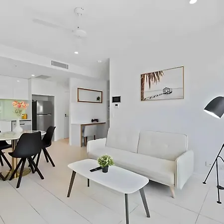 Urban Luxe Retreat, Stylish 1br In South Apartment *