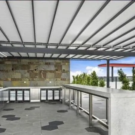 Cloud9 View Large Apartment,luxury Living & Epic Sunset Brisbane