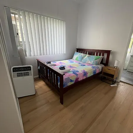 Cozyhomes Woolloongabba Bed & Breakfast *