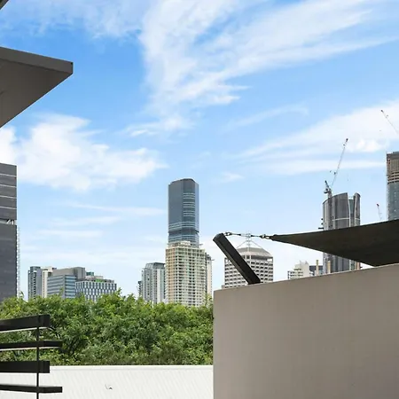 Apartment Spacious 2 Bedroom In Brisbane