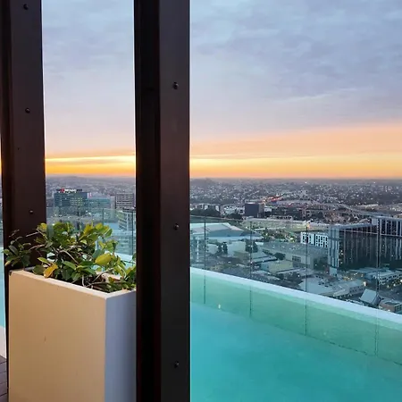 Valley Lookout - Luxe 1br Exclusive Rooftop Pool *