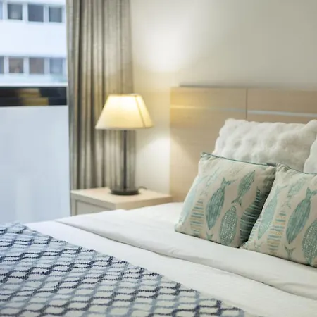 Apartment Fantastic Cbd 2br Parking Steps To Action *