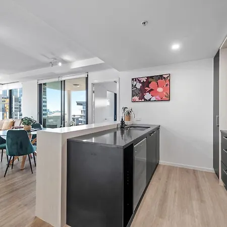 South Bank Sensational - 2bed-2bath-1car-pool Apartment Brisbane