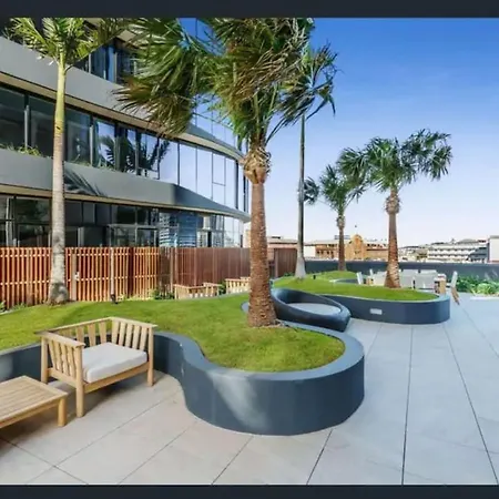 101q Happy Gympool Free Parking Chinatown Abnb-style 2br Apartment *