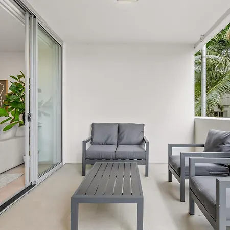 Apartment West End Flat With Pool And Bbq Access *