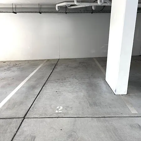 Location, Location, Location - Very Large * Brisbane