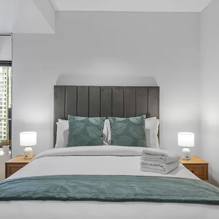 Apartment Stylish 2br - Tallest Building In Pool, Gym *
