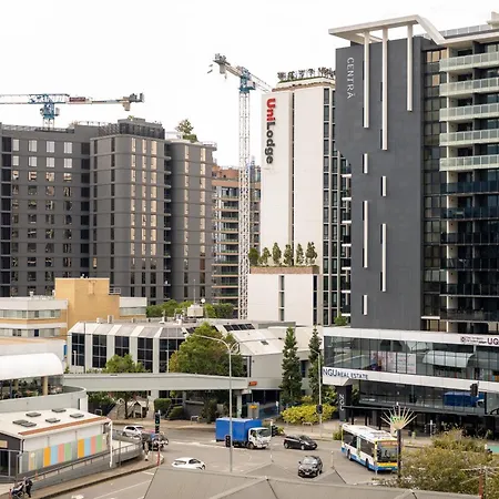 Aparthotel High Street Toowong 4*