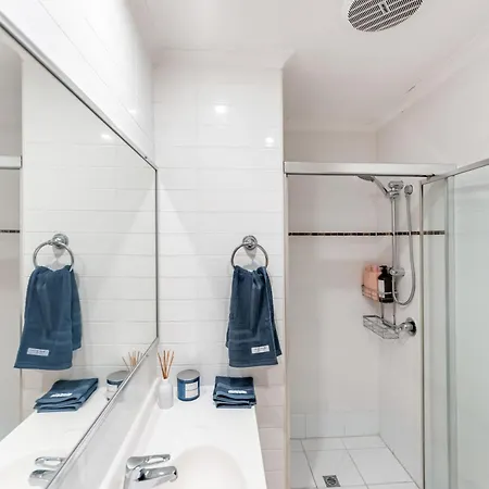 Inner New Farm 3-bed Townhouse With Yard Holiday home Brisbane