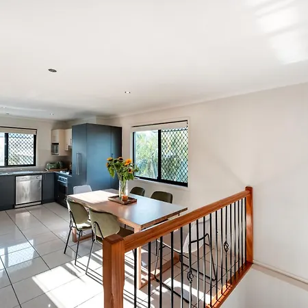 Inner New Farm 3-bed Townhouse With Yard Holiday home Brisbane
