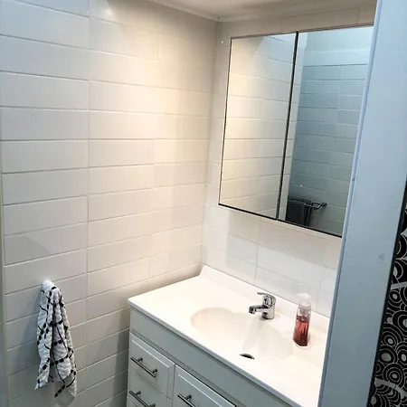 Brisbane Rooms Guest house
