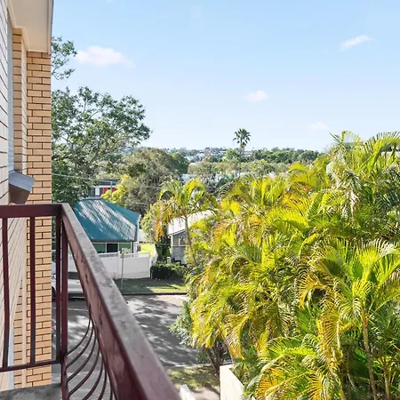 Comfy 2br Near Hospitals, Qut And Cbd With Parking! *