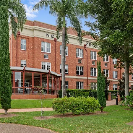 Apartment Woolstore Riverfront Teneriffe Brisbane