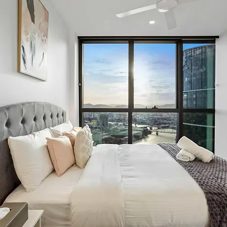 Iconic Views - Queen's Wharf 1br - Casino & South Bank Apartment