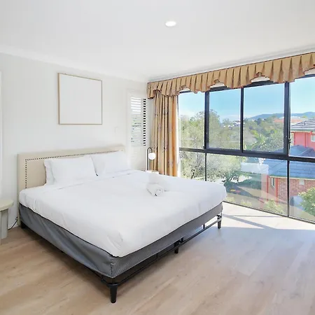 Villa Sunny St Lucia With 5 Beds & Free Parking Brisbane